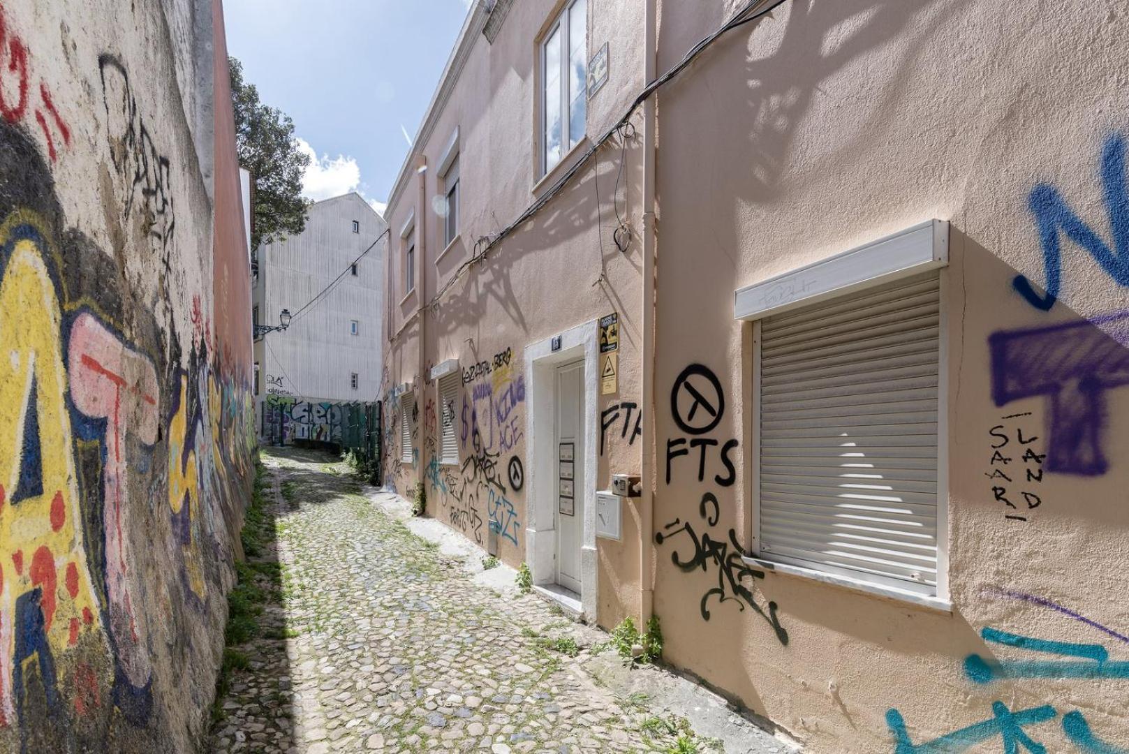 Guestready - Fantastic Rustic Duplex With Terrace Apartment Lisbon Exterior photo